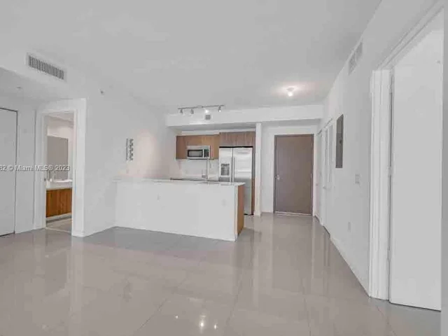 201 SW 17th Rd # 302, Miami FL 33129