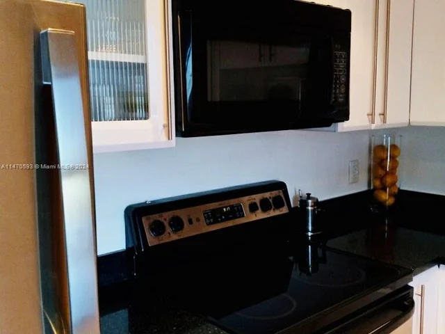 600 NE 2nd St # 210, Dania Beach FL 33004