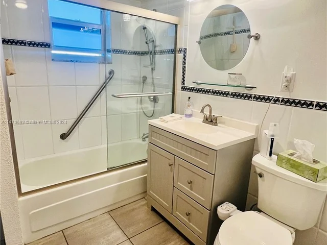 600 NE 2nd St # 210, Dania Beach FL 33004