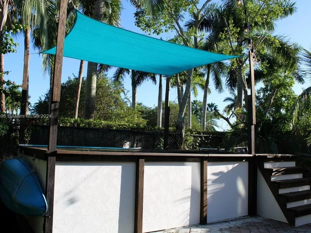 359 NE 32nd Ter, Homestead FL 33033