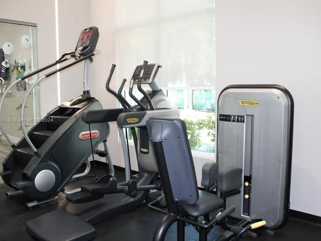 359 NE 32nd Ter, Homestead FL 33033