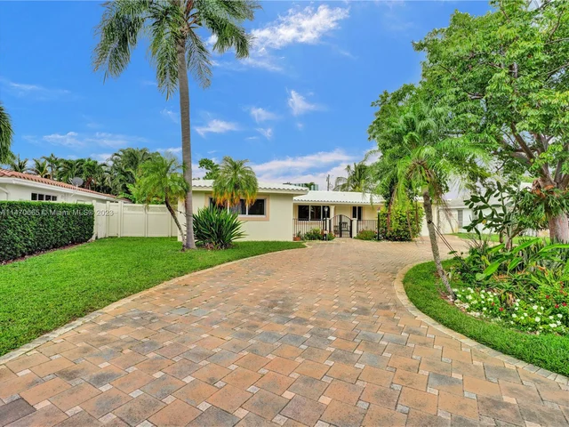 4821 NE 26th Ave, Fort Lauderdale FL 33308