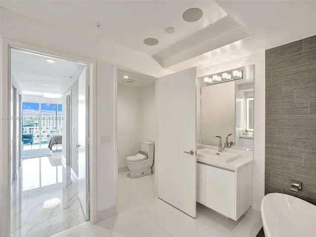 300 Sunny Isles Blvd # 1407, Sunny Isles Beach FL 33160