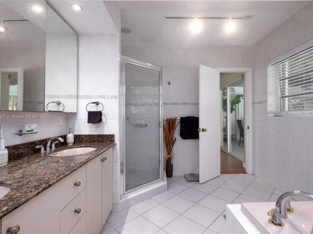 7255 SW 126th St, Pinecrest FL 33156