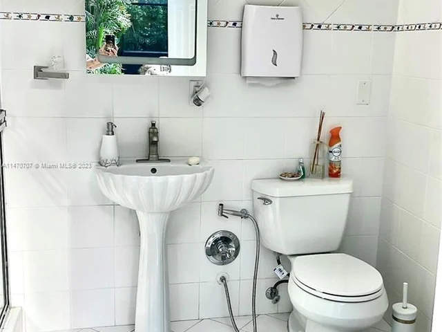 7255 SW 126th St, Pinecrest FL 33156