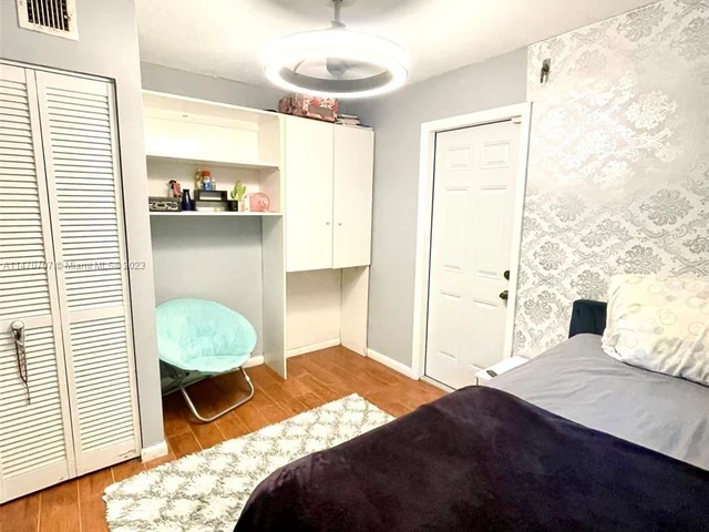 7255 SW 126th St, Pinecrest FL 33156