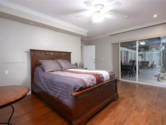 7255 SW 126th St, Pinecrest FL 33156