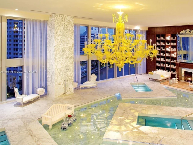 485 Brickell Ave # 4804, Miami FL 33131