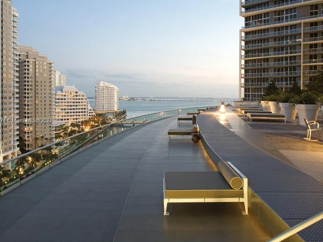 485 Brickell Ave # 4804, Miami FL 33131