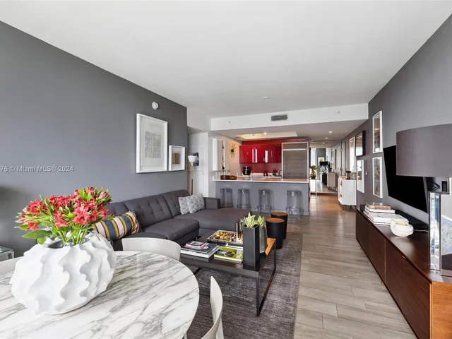 1100 S Miami Ave # 2704, Miami FL 33130