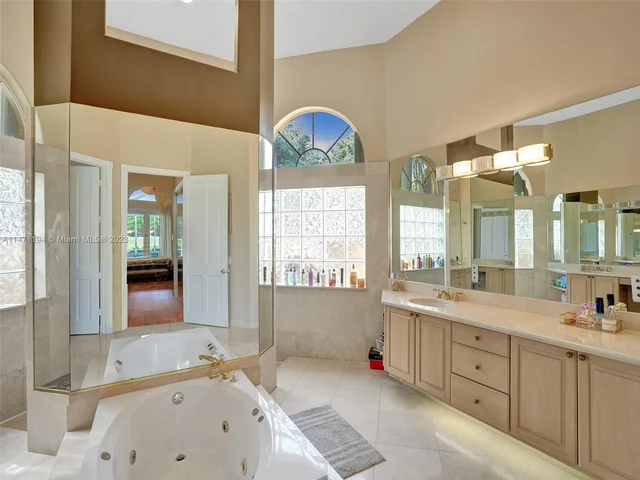 1729 NW 126th Dr, Coral Springs FL 33071