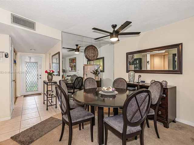9010 Sunrise Lakes Blvd # 104, Sunrise FL 33322