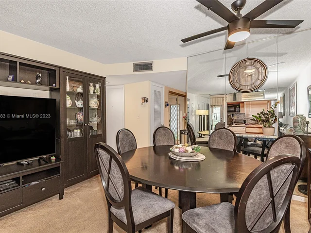 9010 Sunrise Lakes Blvd # 104, Sunrise FL 33322