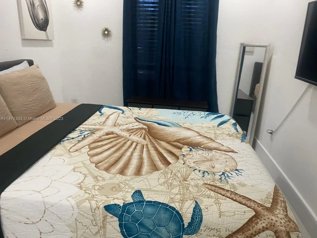 10702 NW 18th Ave, Miami FL 33167