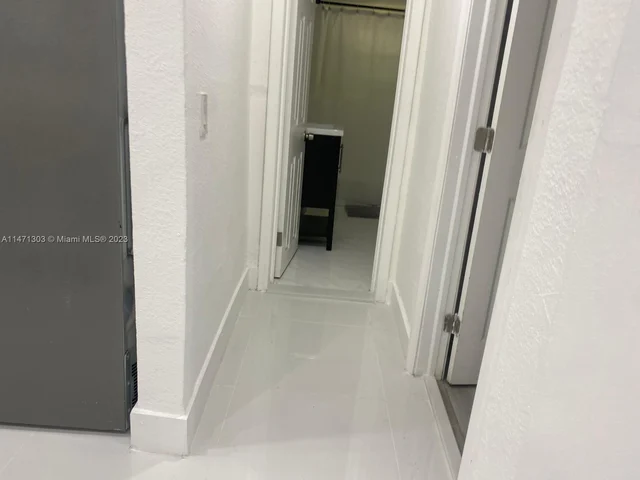 10702 NW 18th Ave, Miami FL 33167