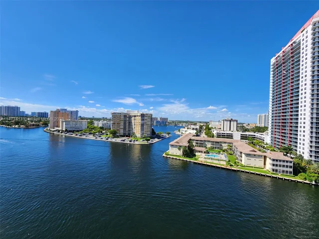 1817 S Ocean Dr, Hallandale Beach FL 33009