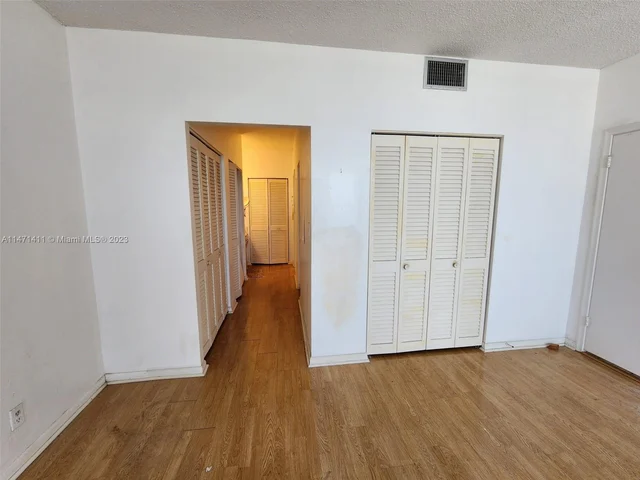 1817 S Ocean Dr, Hallandale Beach FL 33009