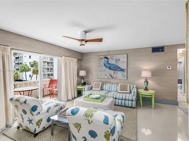 1620 West Ave # 301, Miami Beach FL 33139