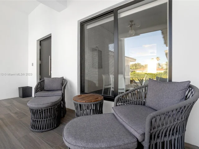 9528 Bay Dr, Surfside FL 33154