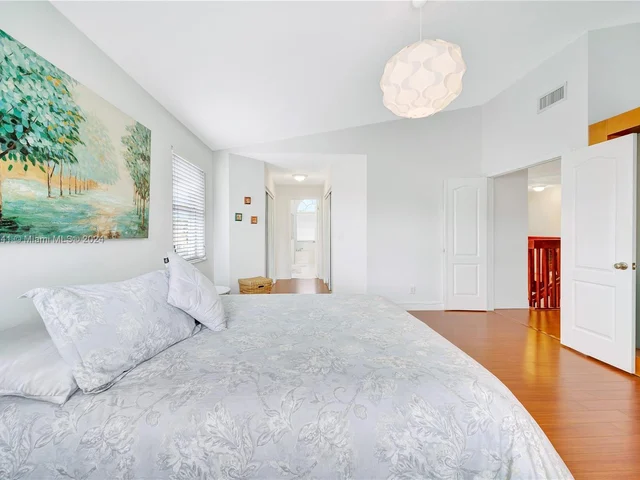 9771 NW 29th St, Doral FL 33172