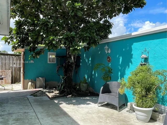 14515 SW 299th Ter, Homestead FL 33033