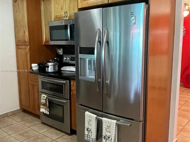 14515 SW 299th Ter, Homestead FL 33033