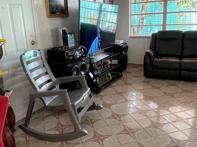 14515 SW 299th Ter, Homestead FL 33033