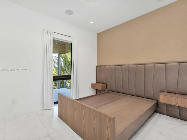 1311 Stillwater Dr # 1311, Miami Beach FL 33141