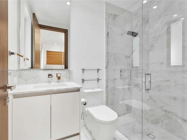 1311 Stillwater Dr # 1311, Miami Beach FL 33141