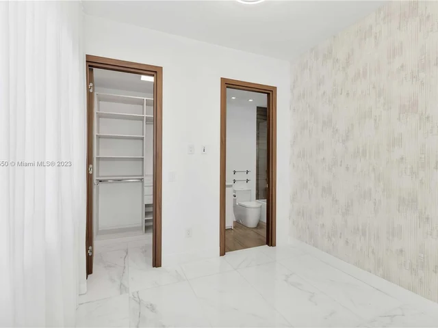 1311 Stillwater Dr # 1311, Miami Beach FL 33141