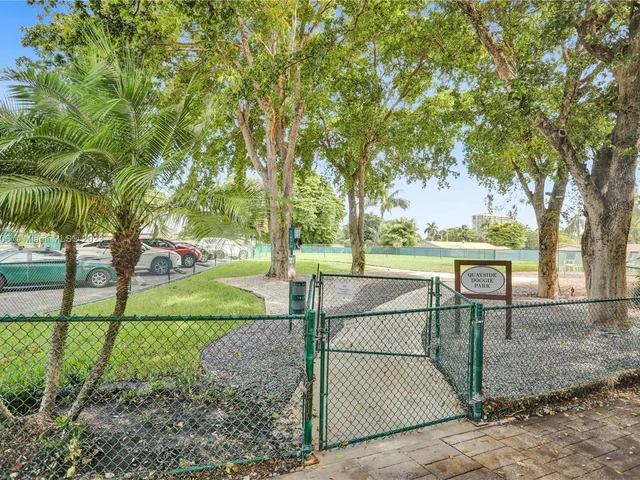 1000 Quayside Ter # 809, Miami FL 33138