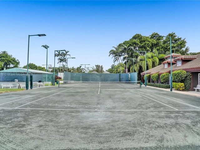 1000 Quayside Ter # 809, Miami FL 33138