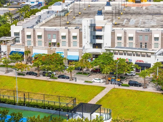 3470 E Coast Ave # H1711, Miami FL 33137