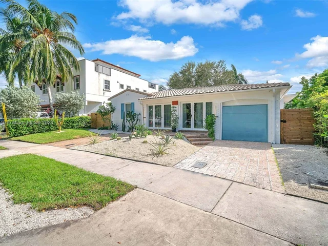 604 SW 11th Ct, Fort Lauderdale FL 33315