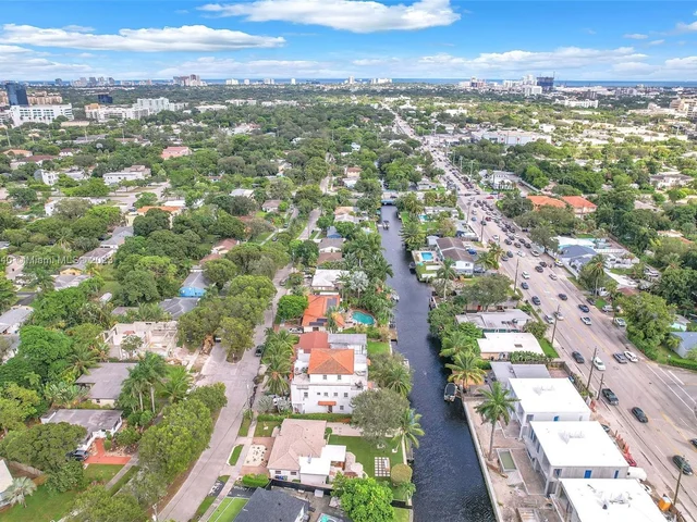 604 SW 11th Ct, Fort Lauderdale FL 33315