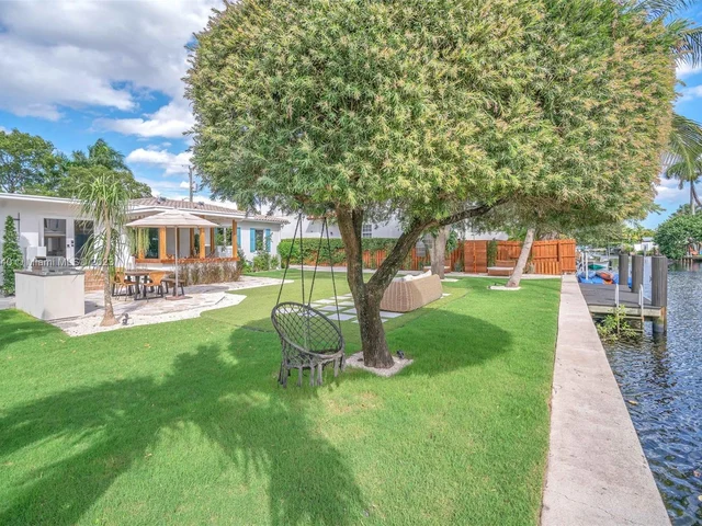 604 SW 11th Ct, Fort Lauderdale FL 33315