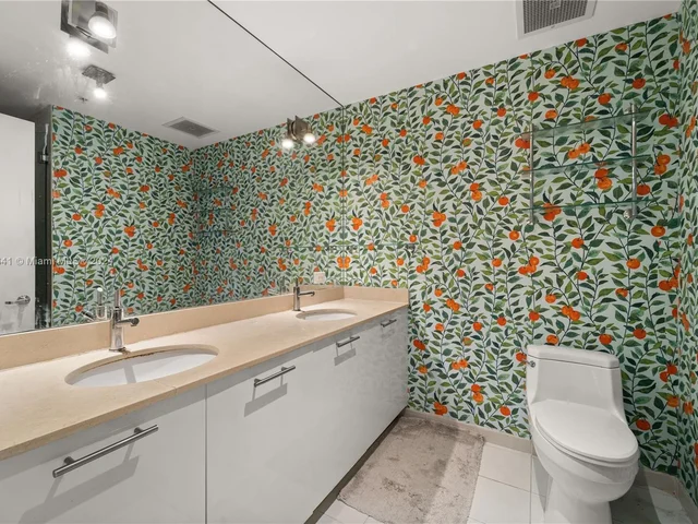 3470 E Coast Ave # H1601, Miami FL 33137