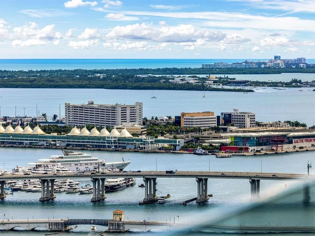 700 NE 26th Ter # 3903, Miami FL 33137