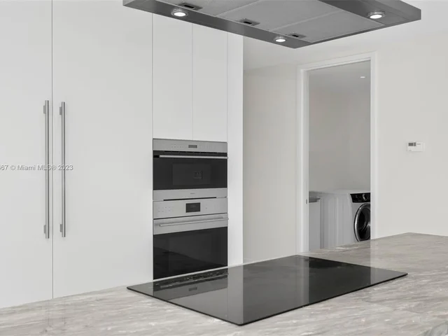 700 NE 26th Ter # 3903, Miami FL 33137