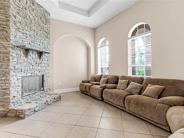 31205 SW 213th Ave, Homestead FL 33030