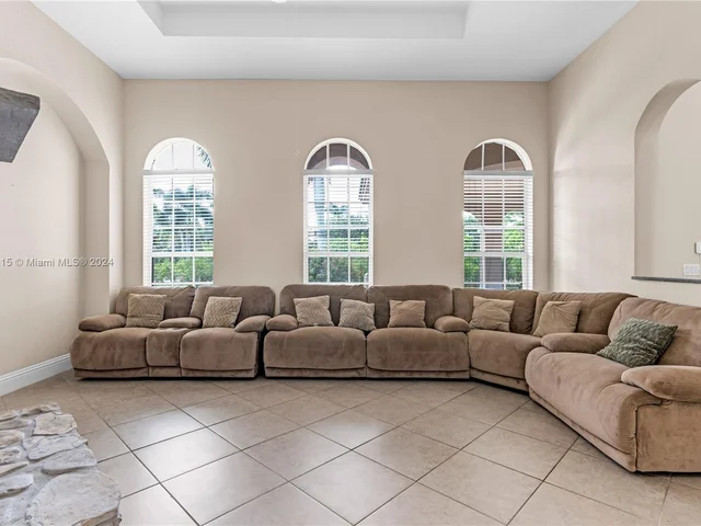 31205 SW 213th Ave, Homestead FL 33030