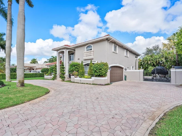 12547 SW 73rd Ter, Miami FL 33183