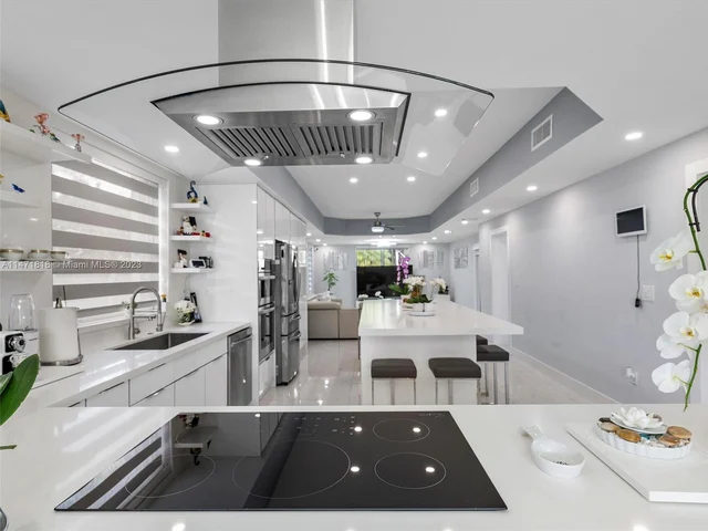 12547 SW 73rd Ter, Miami FL 33183