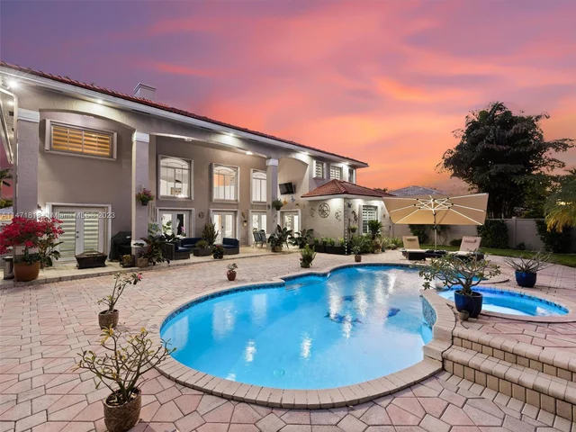 12547 SW 73rd Ter, Miami FL 33183