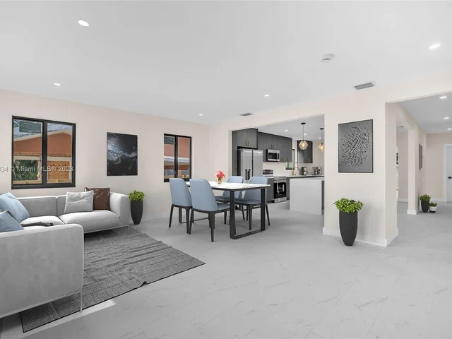 2265 NW 3rd St, Miami FL 33125