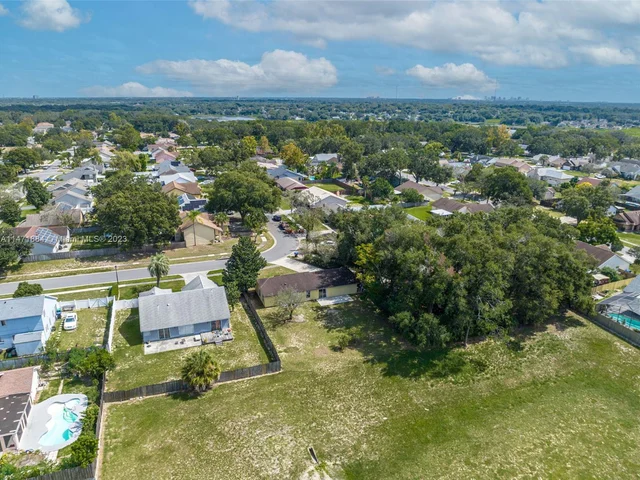 6834 Merganser, Orlando FL 32810