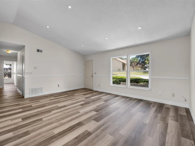 6834 Merganser, Orlando FL 32810