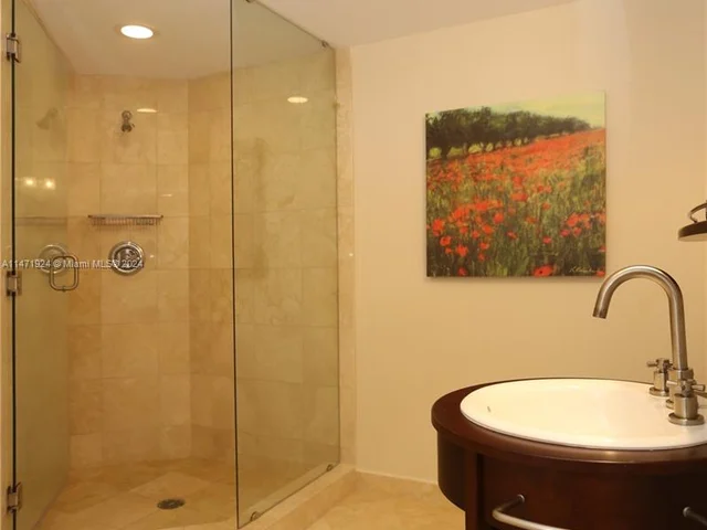 6365 NE Collins Ave # 3401, Miami Beach FL 33141