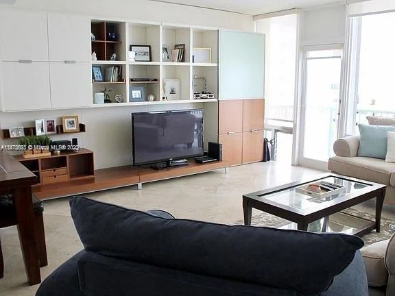 1408 Brickell Bay Dr # 1018, Miami FL 33131