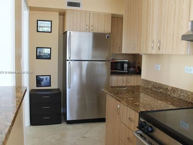 1408 Brickell Bay Dr # 1018, Miami FL 33131